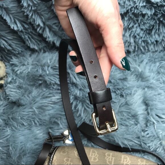 Authentic Dooney & Bourke Signature Logo - Picture 13 of 14